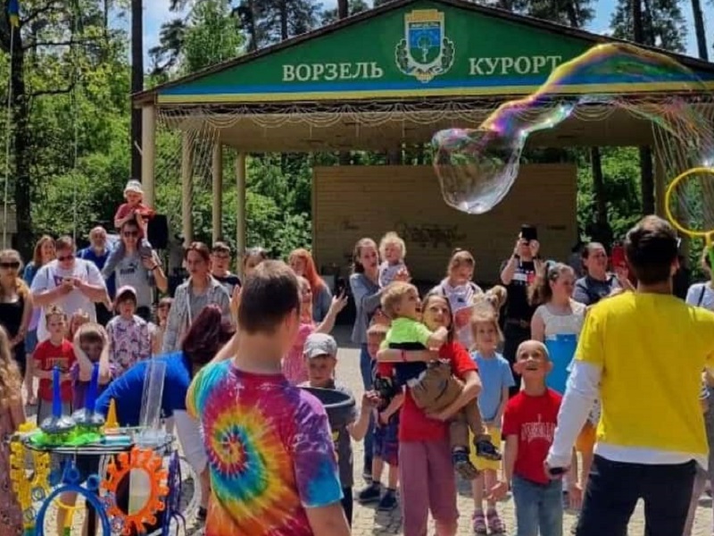 Charity performance 4