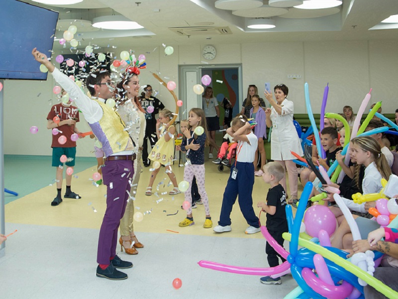 Charity performance 5