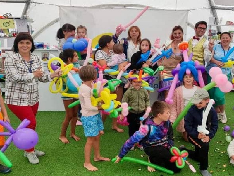 Charity performance 6